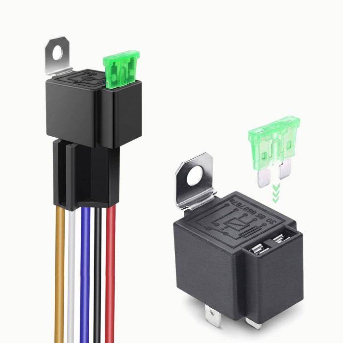Przekaźnik samochodowy 12V 30A z bezpiecznikiem + gniazdo 5PIN 40 cm Sparky.jpg